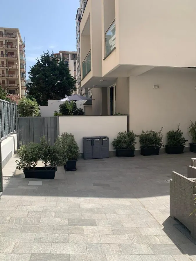 Rosato Suites 3 - Appartamento Moderno E Confortevole Con Spazio Esterno Tra Mondello E Il Centro Storico Palermo